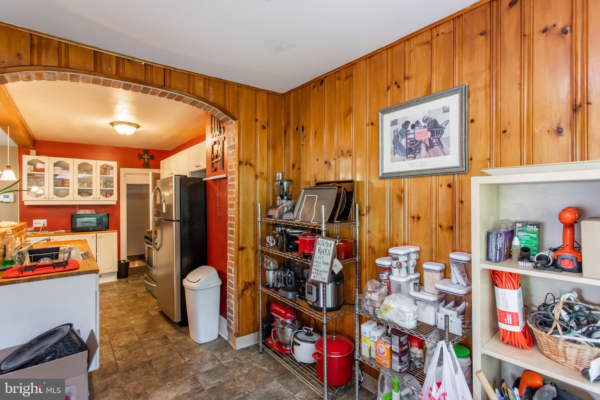 7625 Parkview Road Upper Darby, PA 19082 - Photo 14 of 44