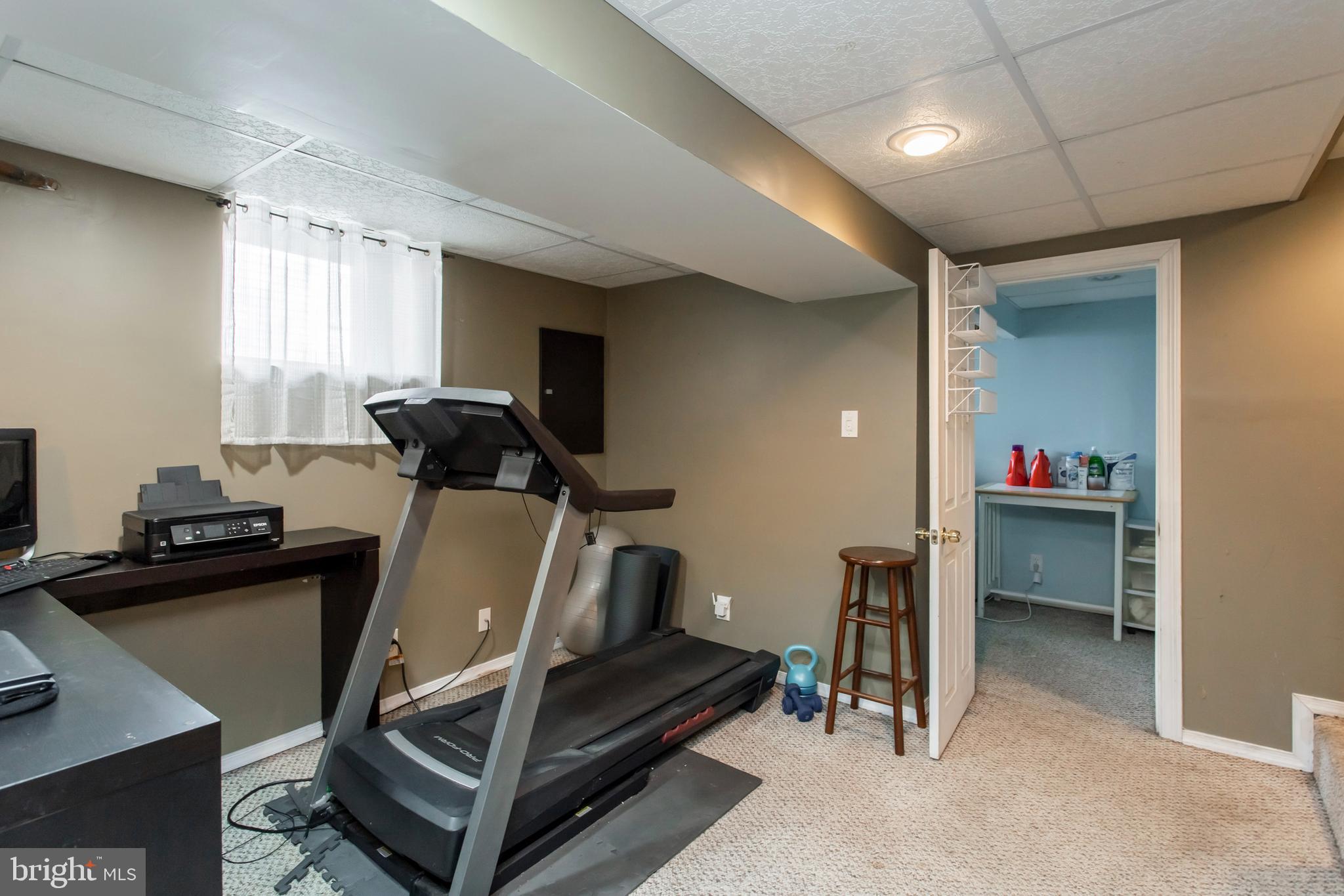 7625 Parkview Road Upper Darby, PA 19082 - Photo 29 of 44