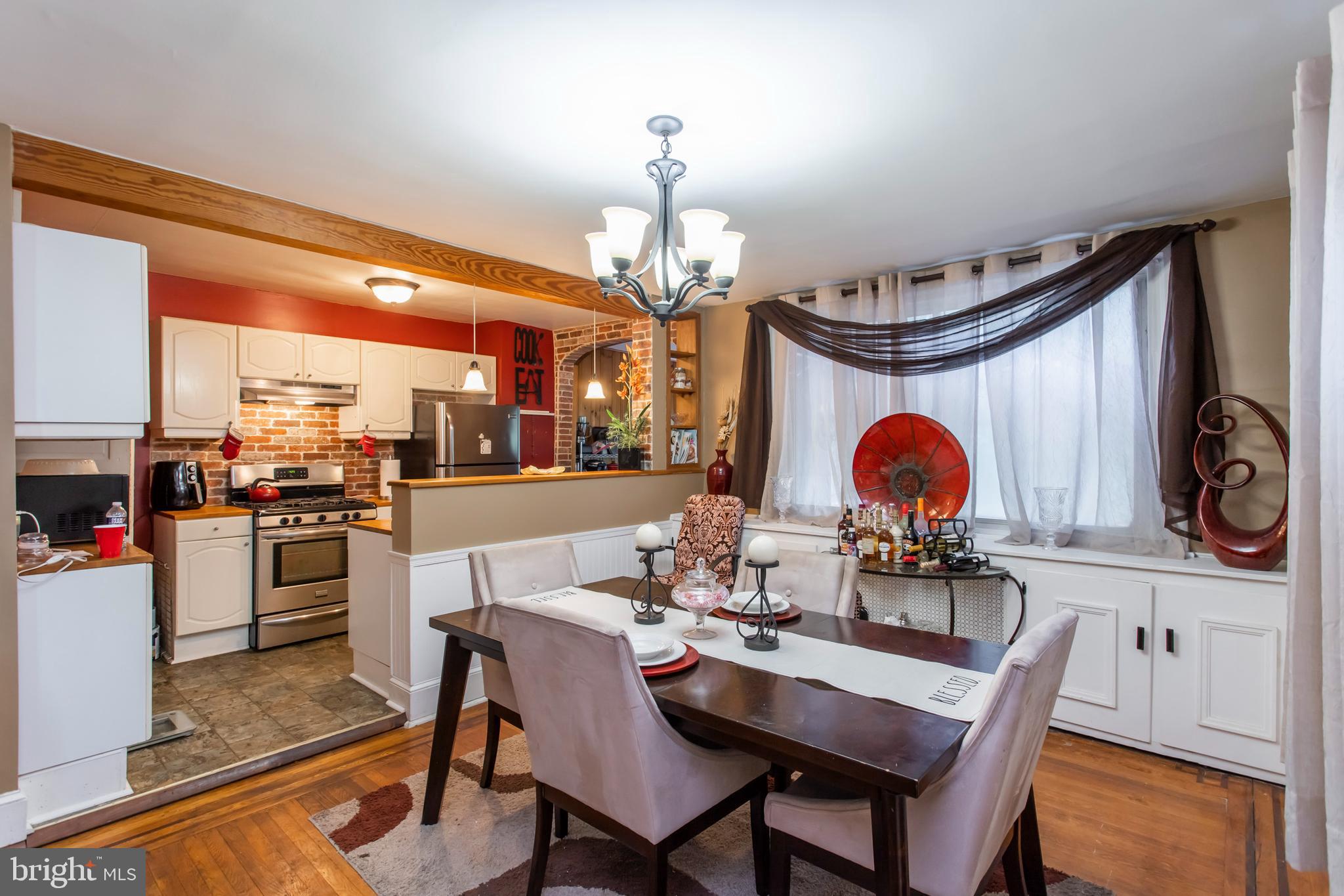 7625 Parkview Road Upper Darby, PA 19082 - Photo 4 of 44