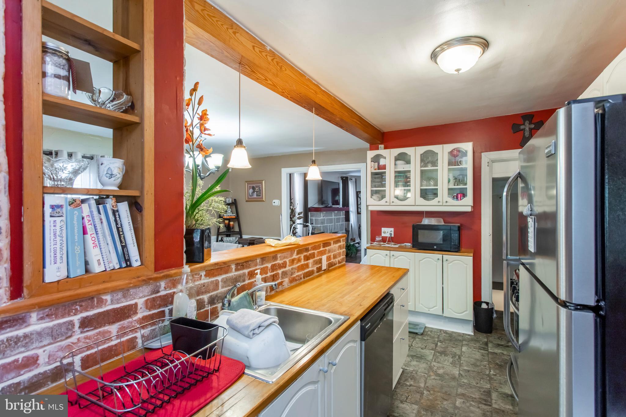 7625 Parkview Road Upper Darby, PA 19082 - Photo 10 of 44