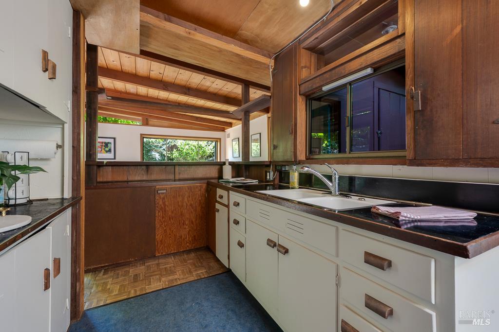 90 Laurel View Way Inverness, CA 94937 - Photo 8 of 37