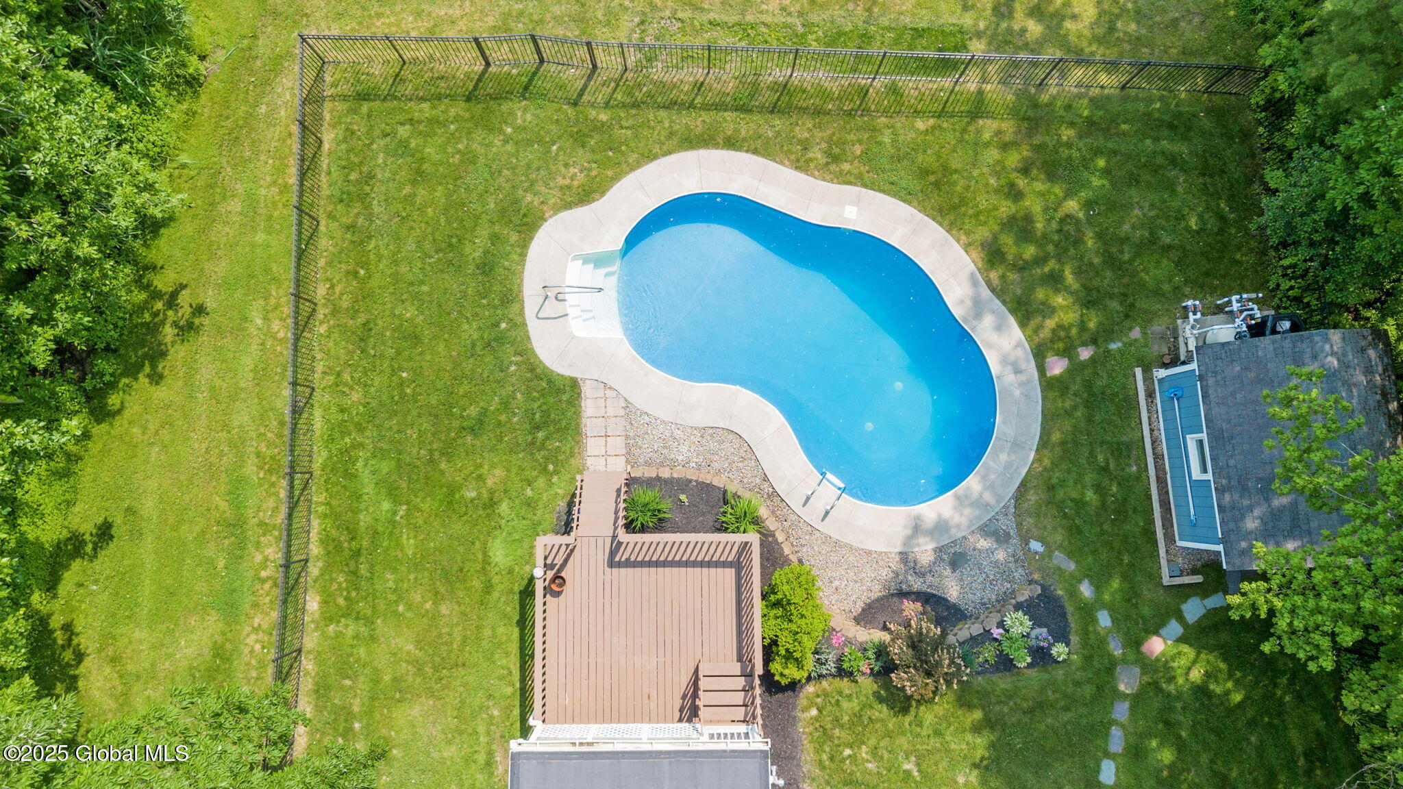 126 Eastline Road Malta, NY 12019 - Photo 8 of 65 6-web-or-mls-126-eastline-rd