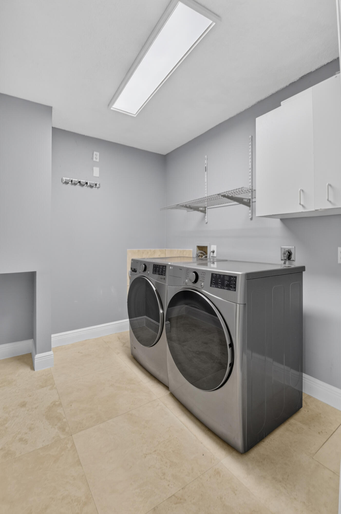 Undisclosed Address Boca Raton, FL 33498 - Photo 26 of 104 DSC_2027