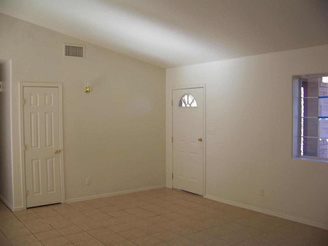 1158 Via Santisimo Rio Rico, AZ 85648 - Photo 5 of 11