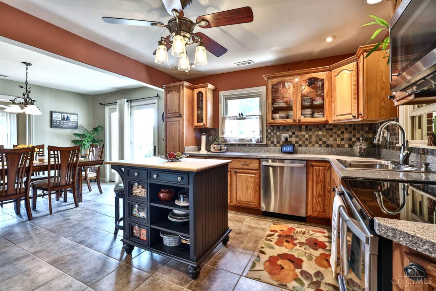 981 Asbury Road Cincinnati, OH 45255 - Photo 21 of 44 Gallery Image 21