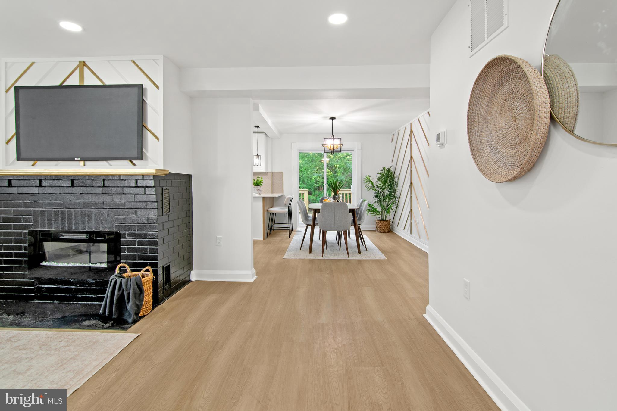 1727 Hilyard Road Baltimore, MD 21234 - Photo 5 of 41