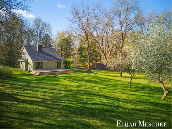 $649,900 | 9000 Crooked Crow Road Northeast, Ada, MI 49301