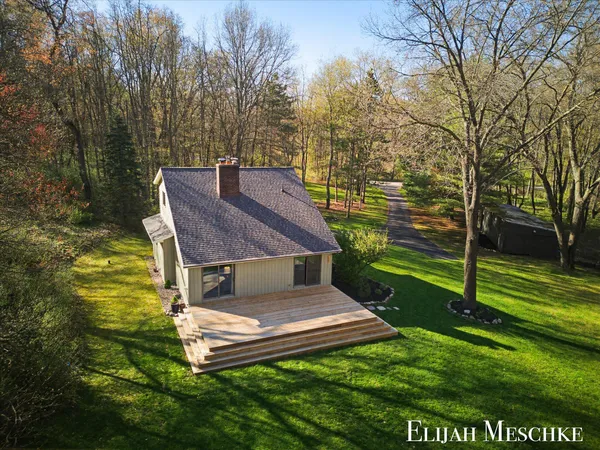 $649,900 | 9000 Crooked Crow Road Northeast, Ada, MI 49301
