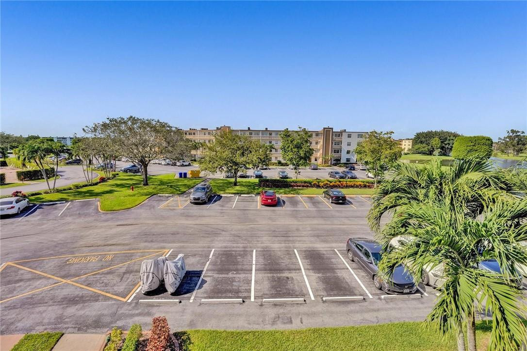 3031 Guildford East, Unit 3031 Boca Raton, FL 33434 - Photo 7 of 34 Photo 7