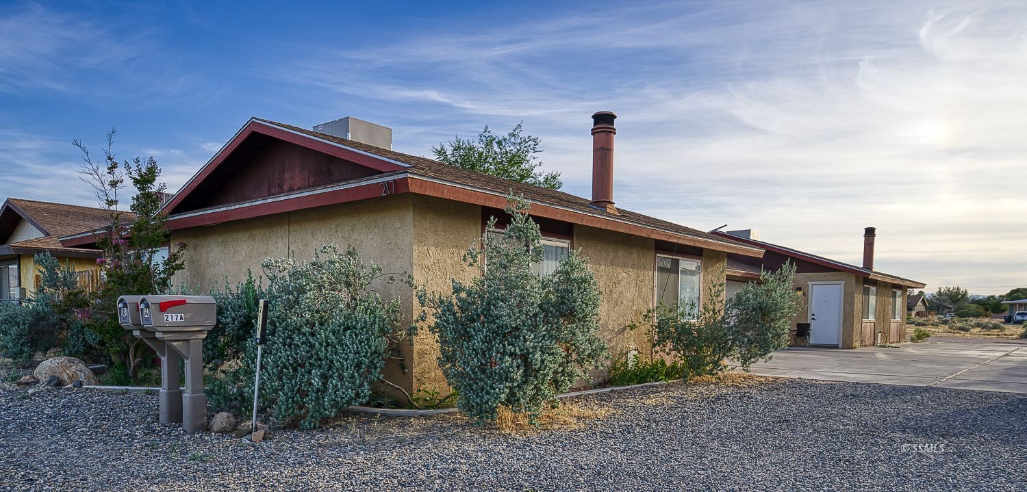 217 South Richmond Road Ridgecrest, CA 93555 - Photo 1 of 27