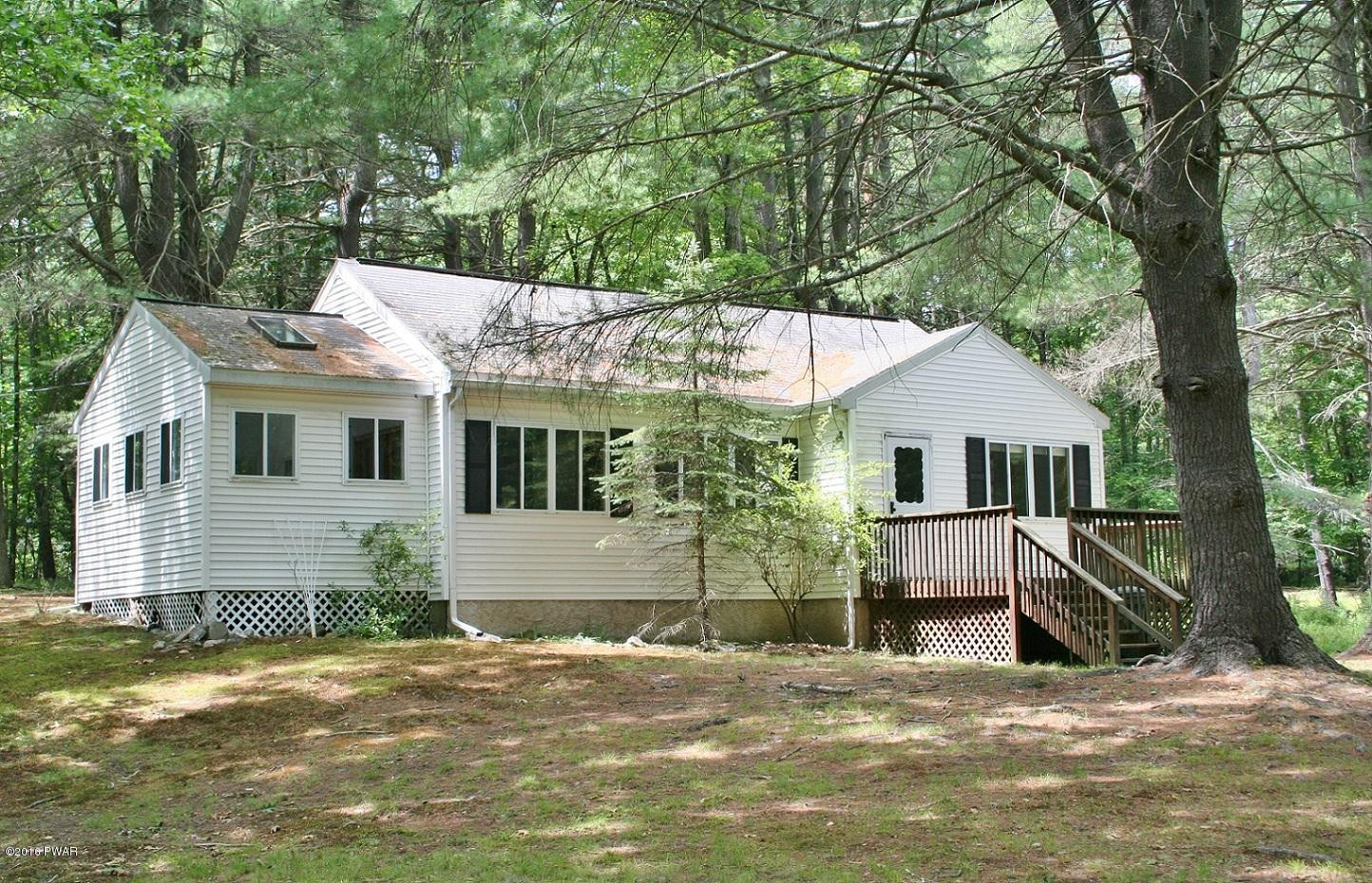 125 Markle Road Hawley, PA 18428 - Photo 4 of 19 2-sideview