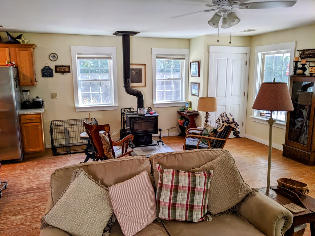 438 Brock Road Honea Path, SC 29654 - Photo 6 of 34