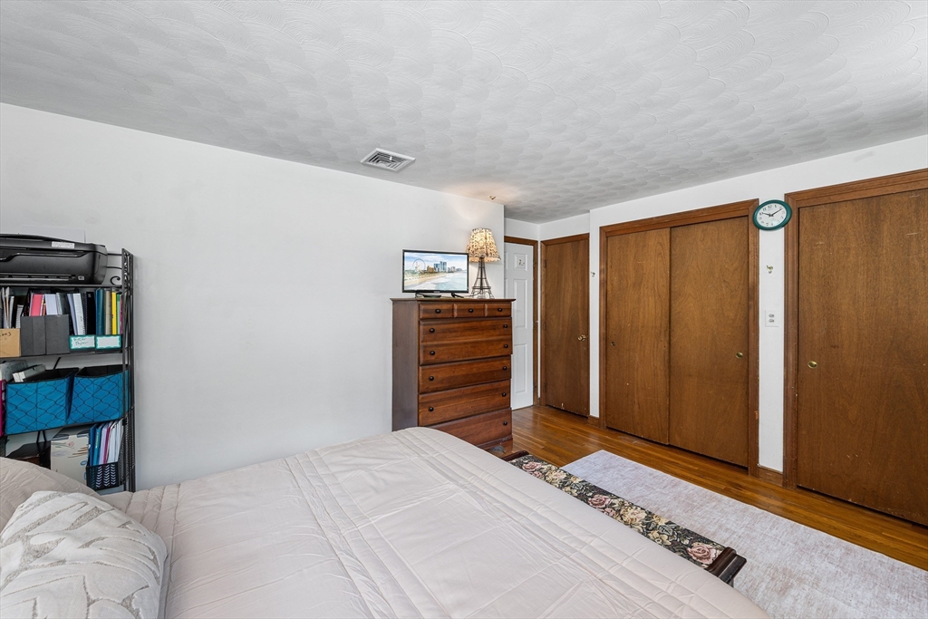 35 Ford Road Weymouth, MA 02190 - Photo 10 of 30 Gallery Image 10