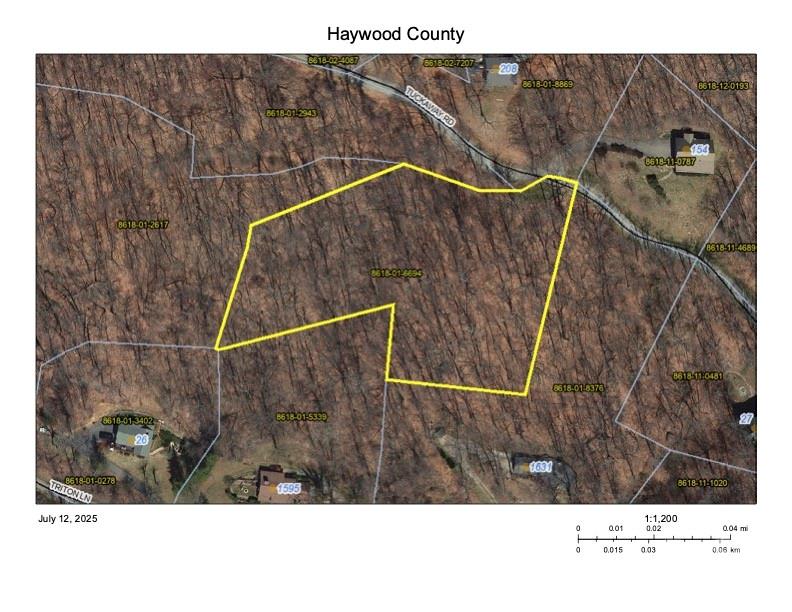 0 Tuckaway Road Waynesville, NC 28785 - Photo 3 of 3 a view of a back yard