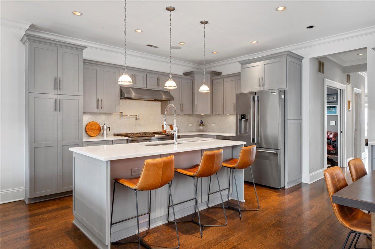 1821 North Larrabee Street, Unit 2 Chicago, IL 60614 - Photo 13 of 54