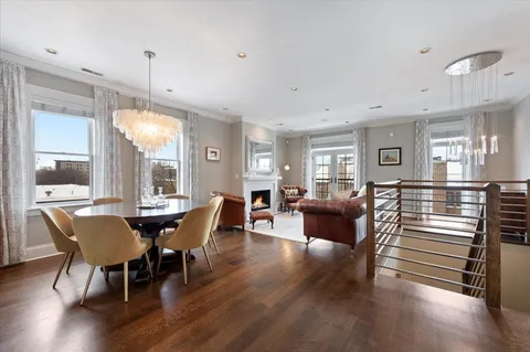 $1,625,000 | 1821 North Larrabee Street, Unit 2, Chicago, IL 60614