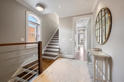 $1,625,000 | 1821 North Larrabee Street, Unit 2, Chicago, IL 60614