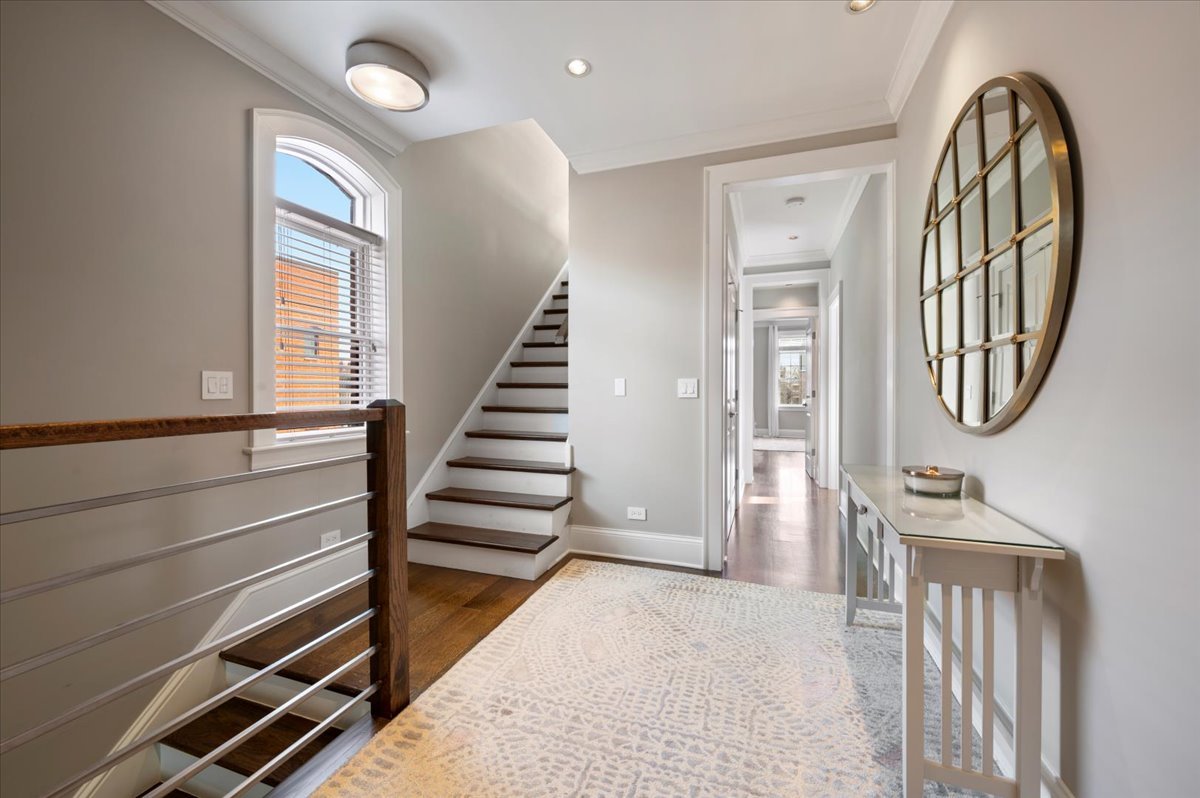 1821 North Larrabee Street, Unit 2 Chicago, IL 60614 - Photo 25 of 54