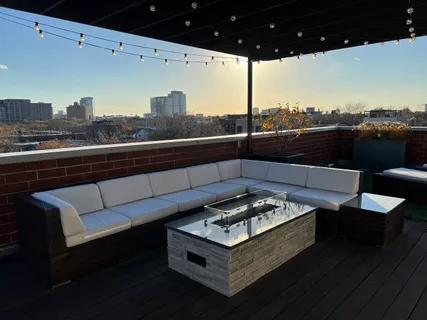 $1,625,000 | 1821 North Larrabee Street, Unit 2, Chicago, IL 60614