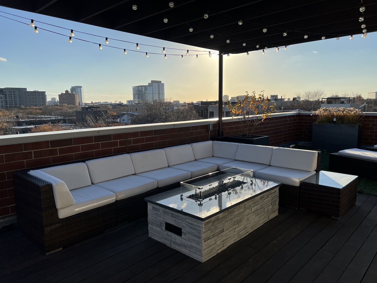 1821 North Larrabee Street, Unit 2 Chicago, IL 60614 - Photo 42 of 54