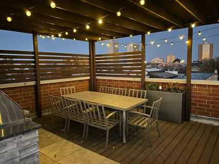 $1,625,000 | 1821 North Larrabee Street, Unit 2, Chicago, IL 60614