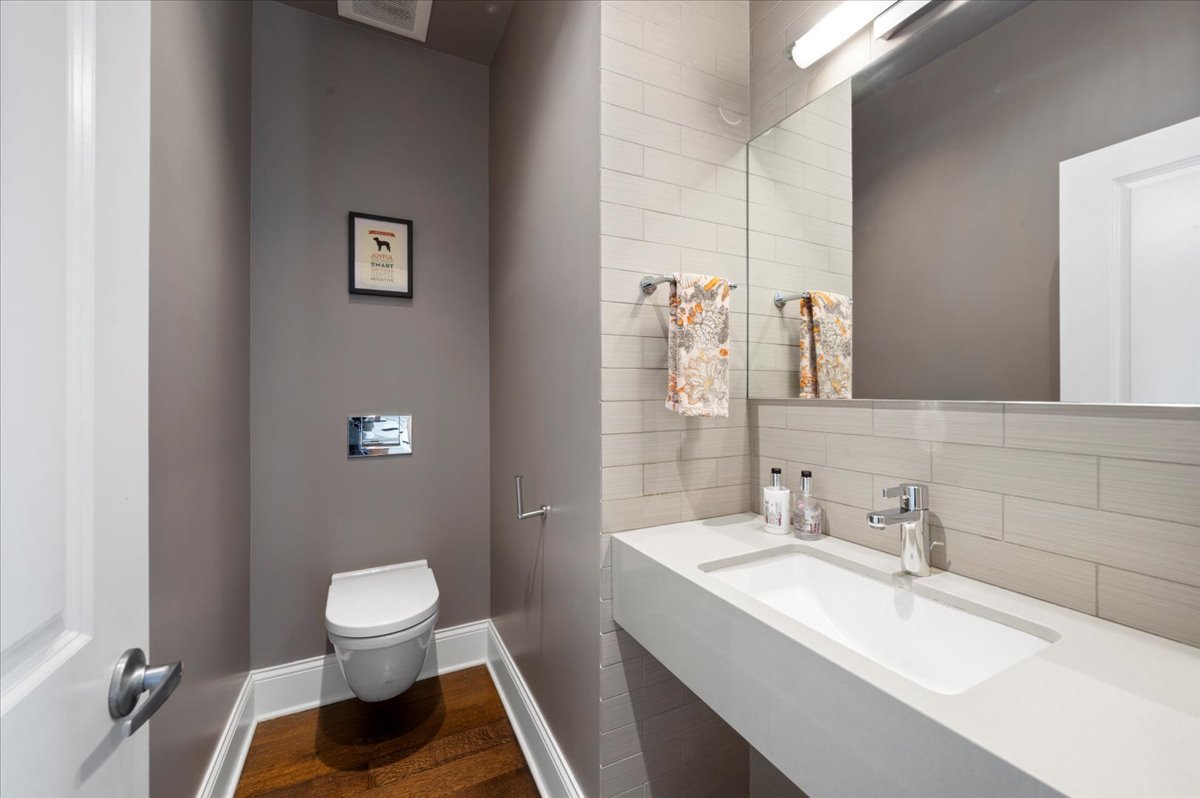 1821 North Larrabee Street, Unit 2 Chicago, IL 60614 - Photo 8 of 54