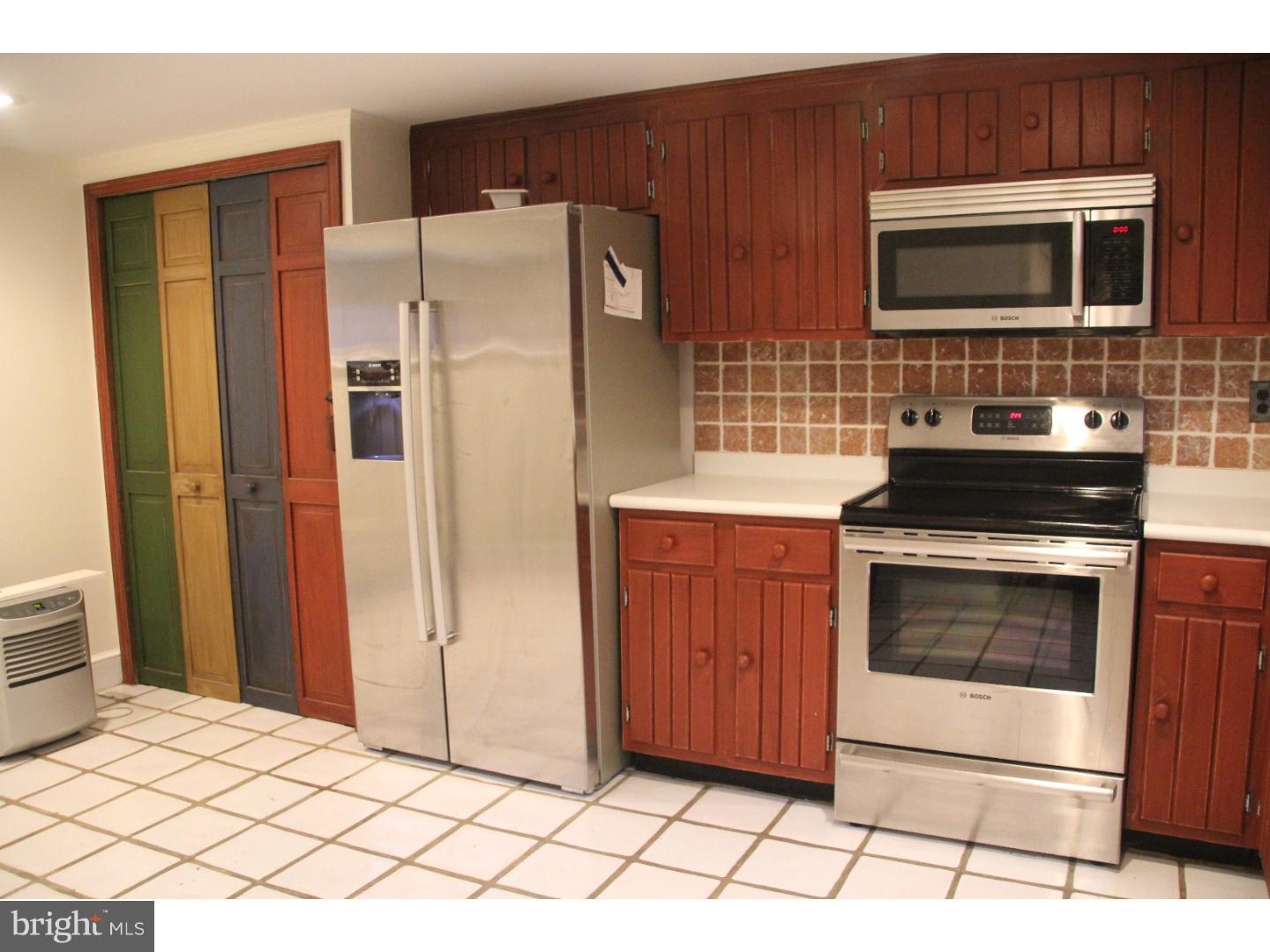 1170 Radnor Hill Road Wayne, PA 19087 - Photo 6 of 24 Kitchen