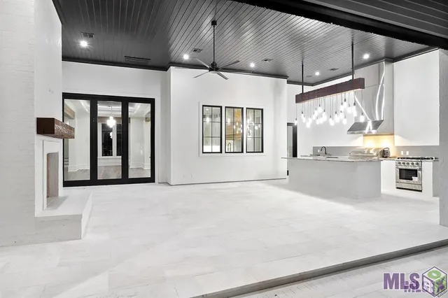 $2,985,000 | 110 Valhalla Boulevard, St. George, LA 70810