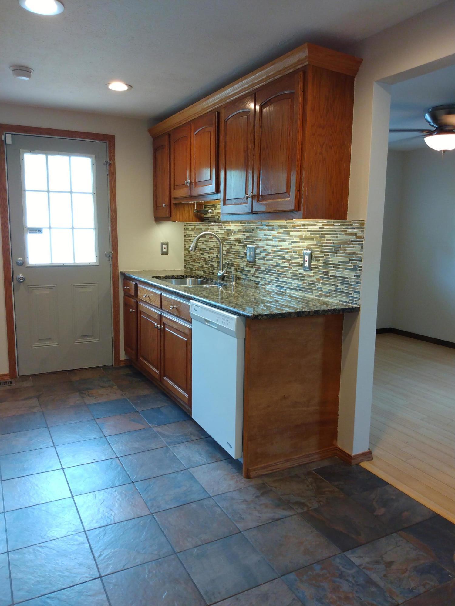 1870 Zettler Road Columbus, OH 43227 - Photo 4 of 21 Gallery Image 4