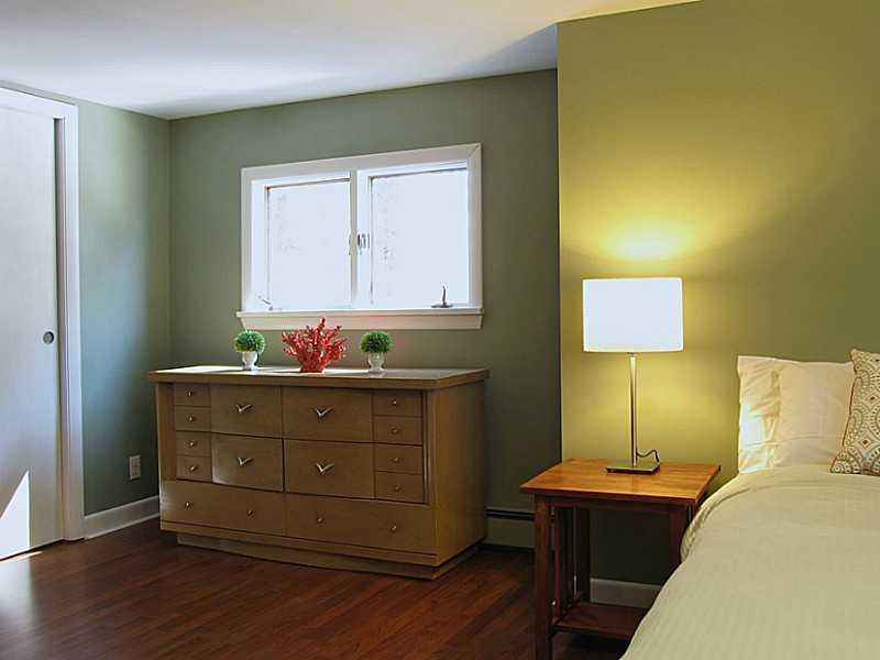 35 River Road Topsham, ME 04086 - Photo 22 of 34 Master Bedroom.