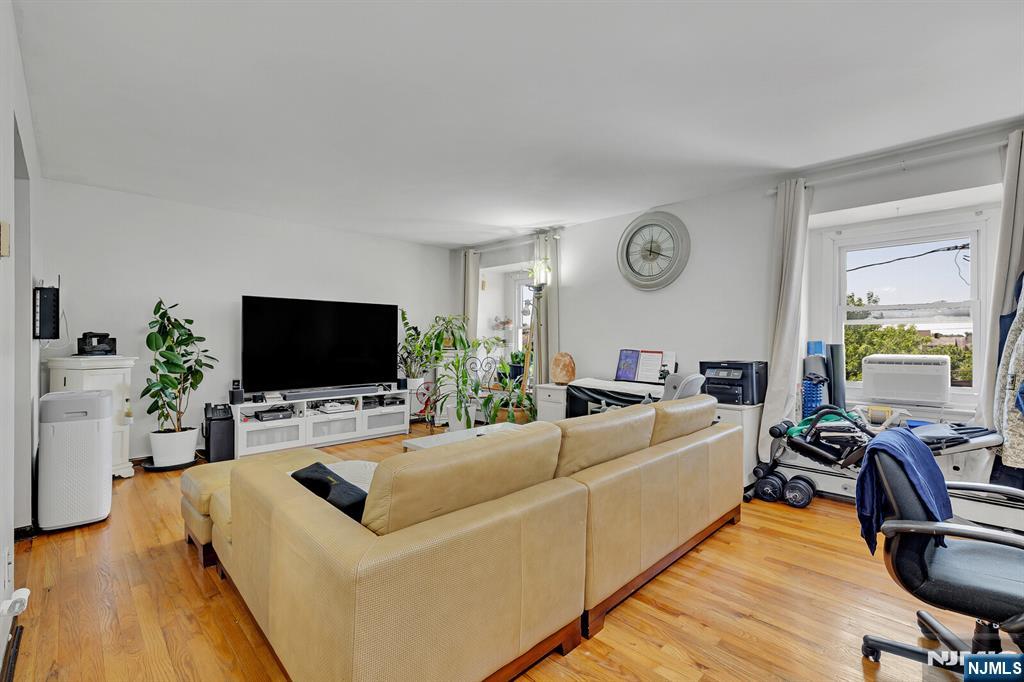 31 Marginal Road Rutherford, NJ 07070 - Photo 28 of 44