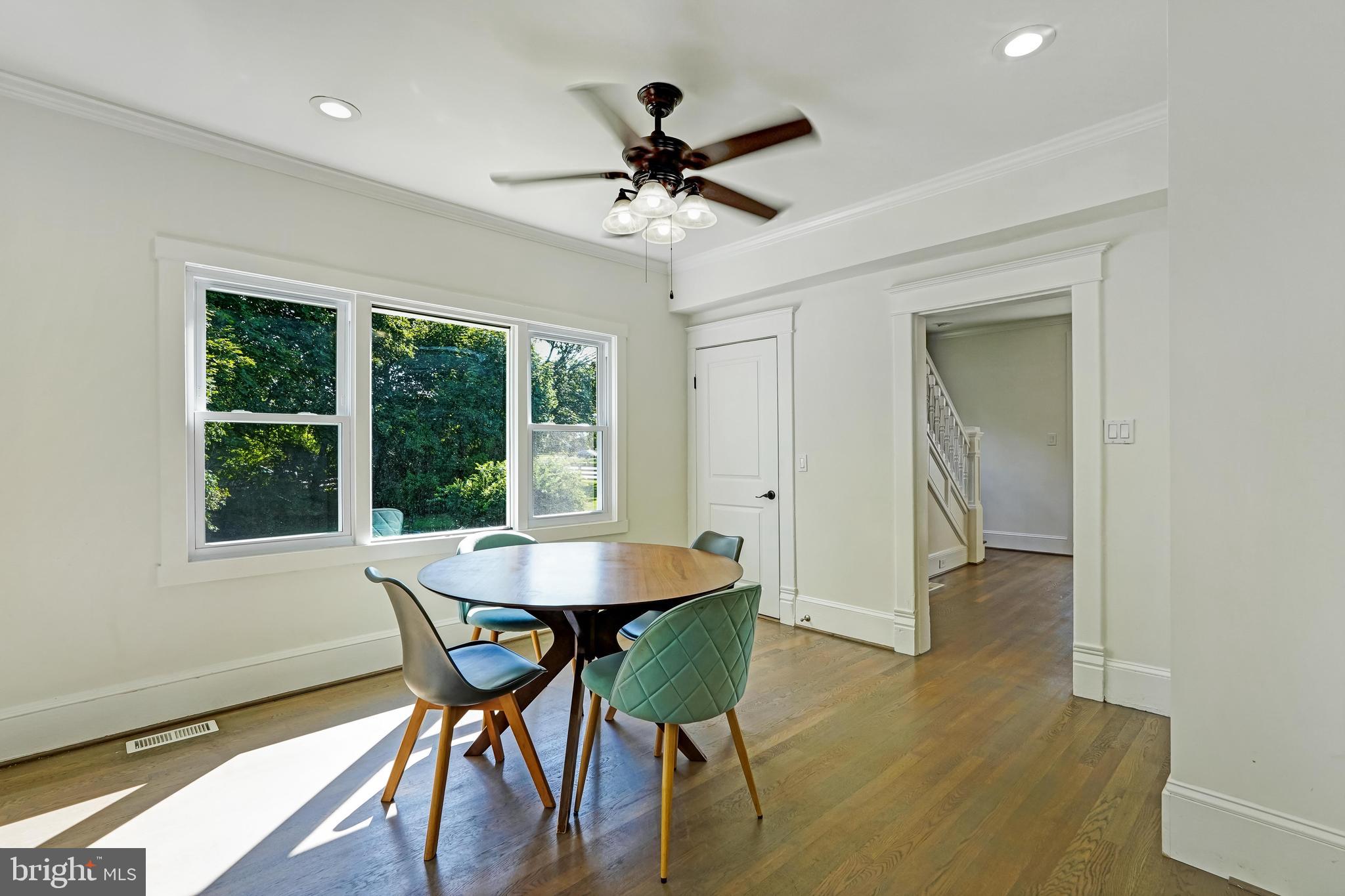 27100 Ridge Road Damascus, MD 20872 - Photo 11 of 74 Breakfast Room