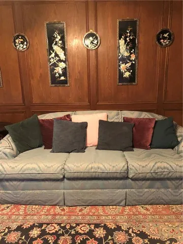 a close view of sink