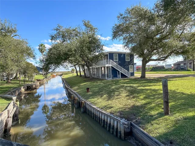 a view of an outdoor space and yard
