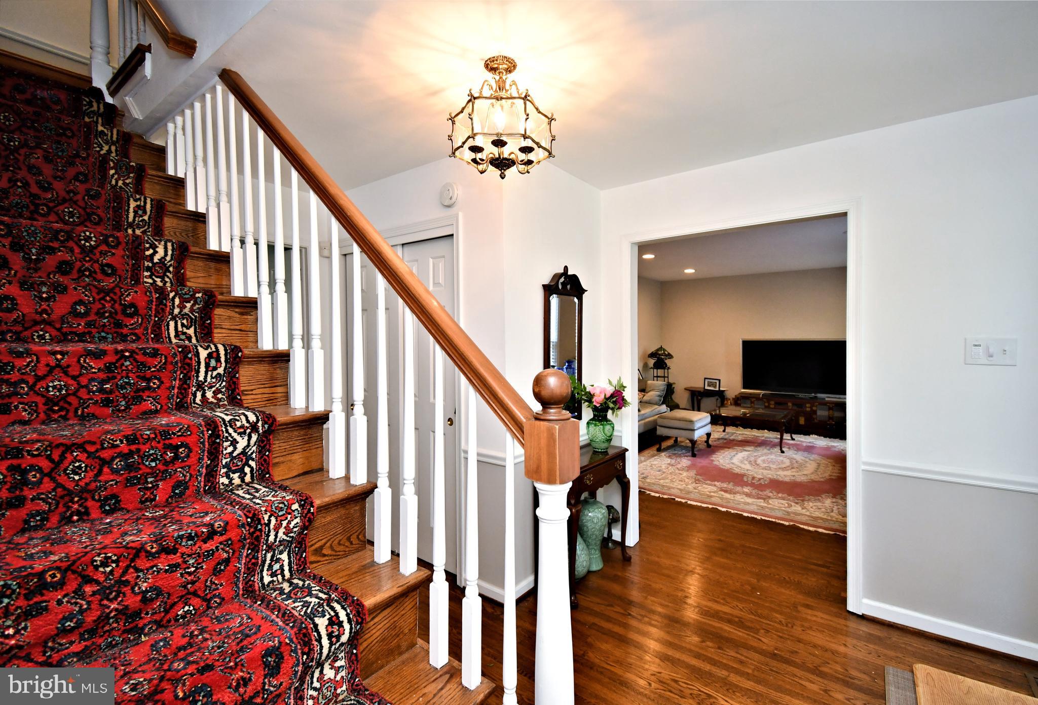 816 Glenn Circle Wayne, PA 19087 - Photo 6 of 63 a view of entryway livingroom and hall with wooden floor