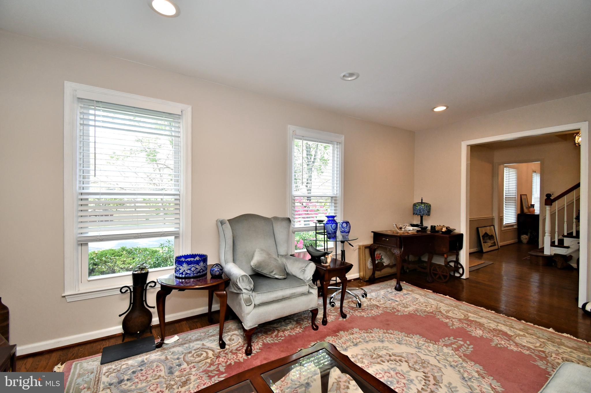 816 Glenn Circle Wayne, PA 19087 - Photo 9 of 63 a living room with furniture a window and a table
