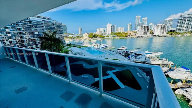 $789,000 | 900 Bay Drive, Unit 526, Miami Beach, FL 33141
