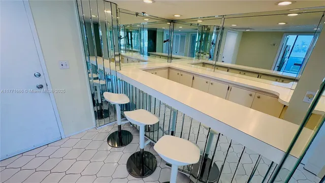 $789,000 | 900 Bay Drive, Unit 526, Miami Beach, FL 33141