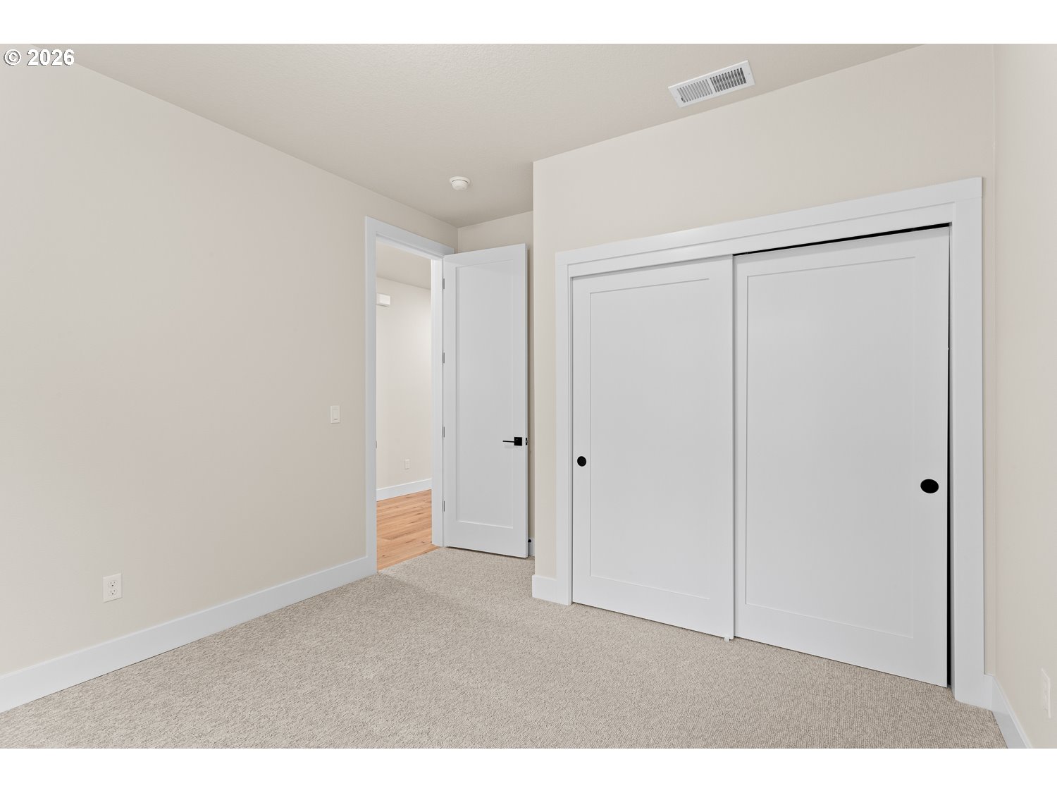 15666 Southwest Everglade Avenue Tigard, OR 97224 - Photo 5 of 45 a view of an empty room