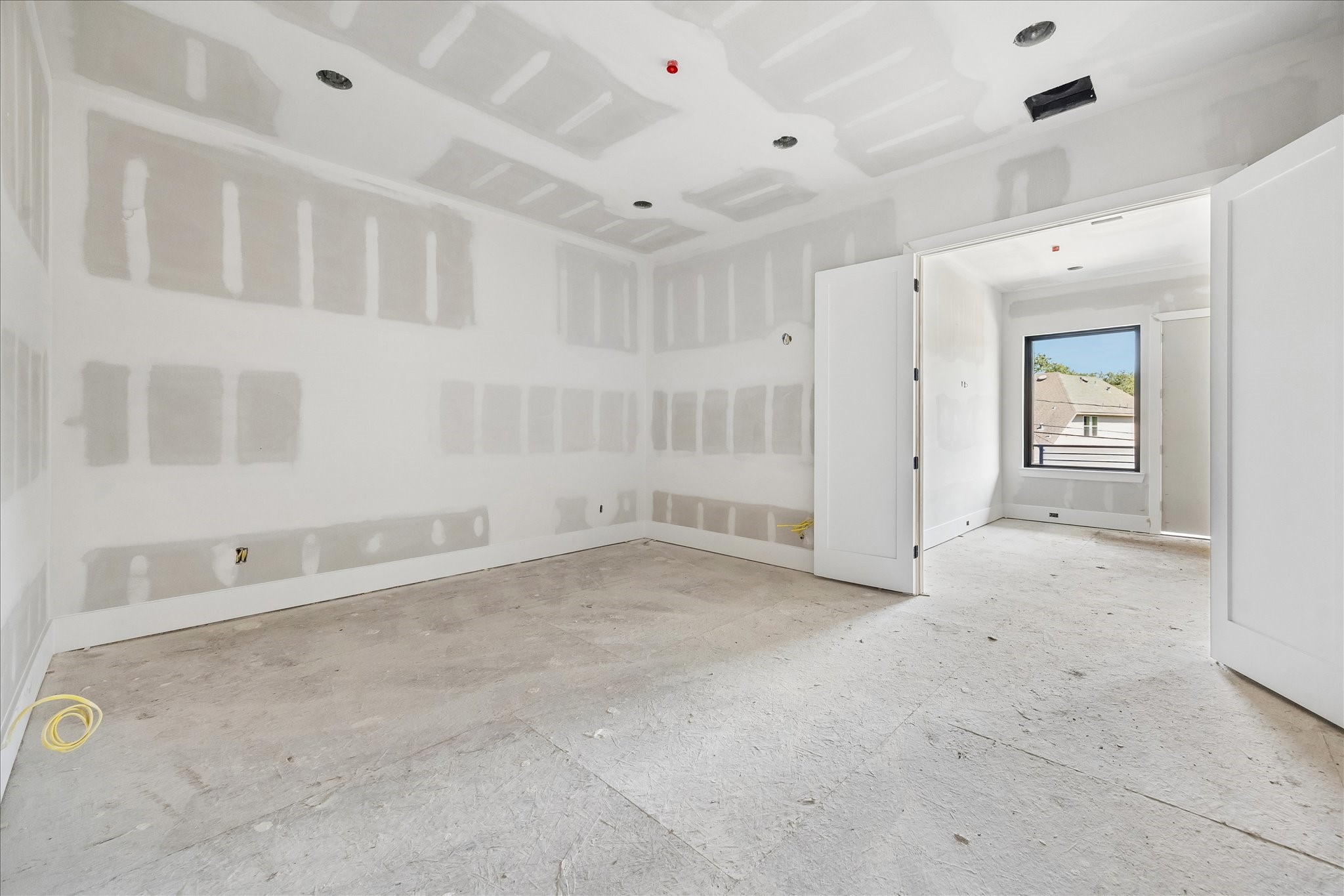 9050 Elizabeth Road Houston, TX 77055 - Photo 33 of 40 a view of an empty room