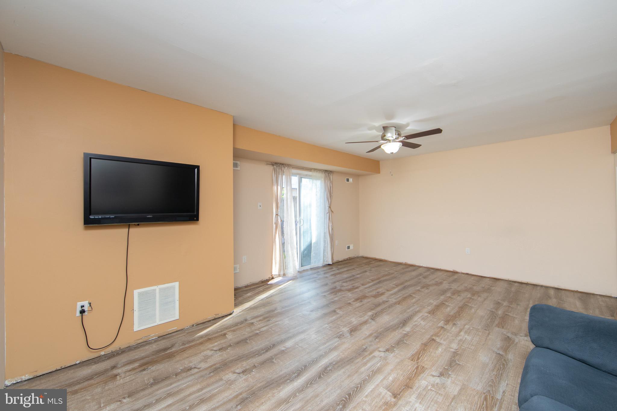 39 Noble Road Sicklerville, NJ 08081 - Photo 4 of 21