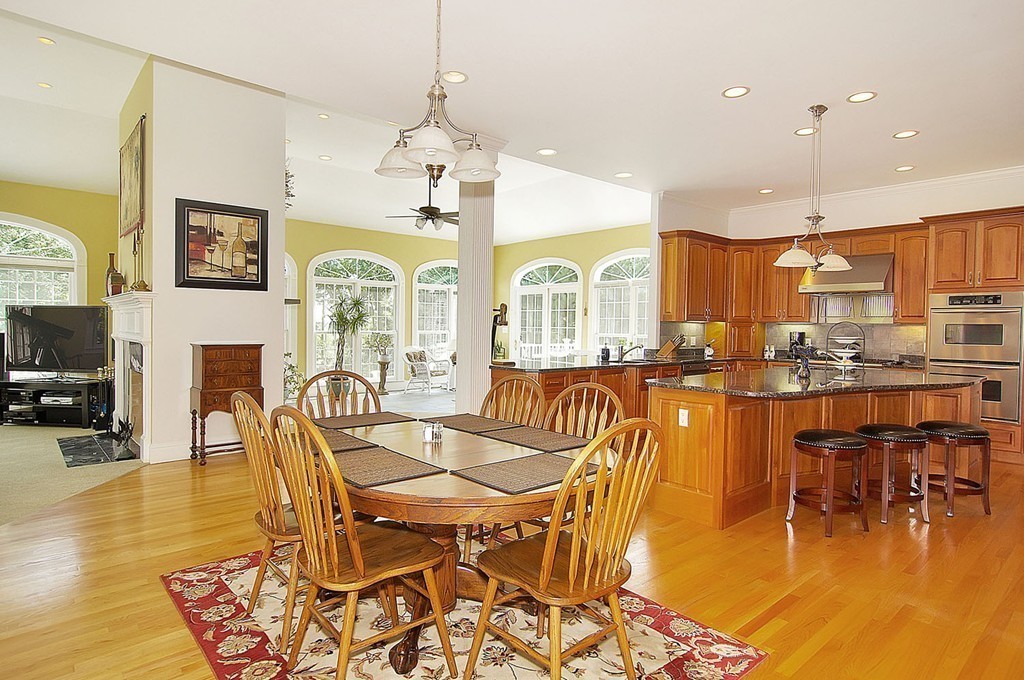 20 Coachman Ridge Road Shrewsbury, MA 01545 - Photo 8 of 30 Gallery Image 8