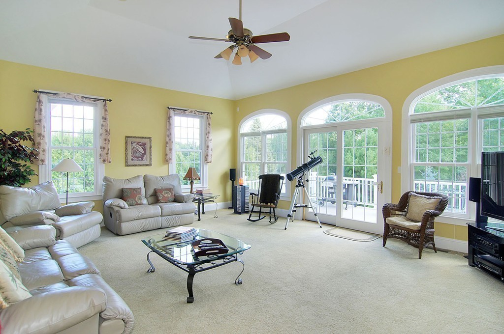 20 Coachman Ridge Road Shrewsbury, MA 01545 - Photo 10 of 30 Gallery Image 10