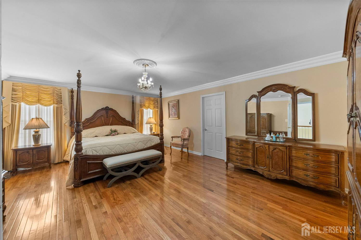 8 Colts Run Road Princeton, NJ 08540 - Photo 28 of 55 Gallery Image 28