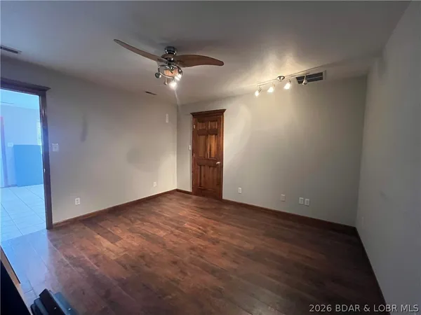 $430,000 | 430 Lewis Drive, Syracuse, MO 65354