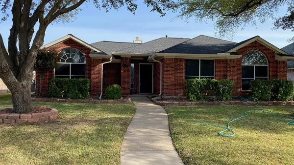 $324,900 | 2520 Dandelion Lane, Rowlett, TX 75089