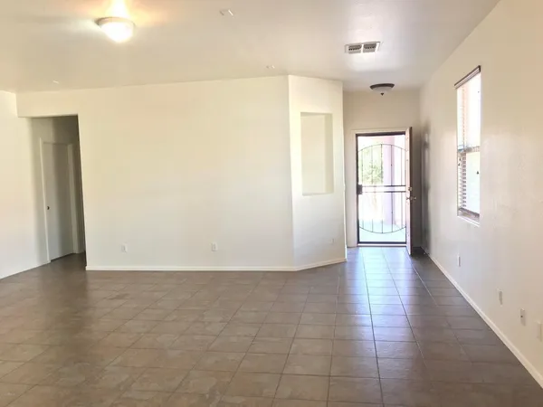 $1,998 | 7323 West St Charles Avenue, Laveen, AZ 85339