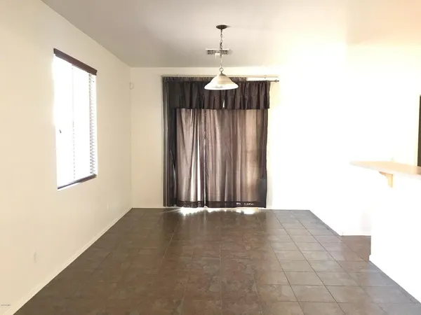 $1,998 | 7323 West St Charles Avenue, Laveen, AZ 85339