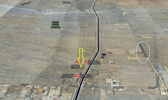 a close up of a shower