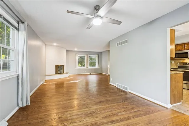 $369,950 | 9516 Woodson Drive, Overland Park, KS 66207